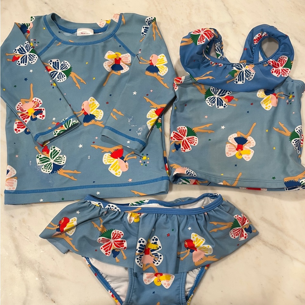 Set of 2 toddler bathing suits Hanna Anderson & Gap 3T and play condition